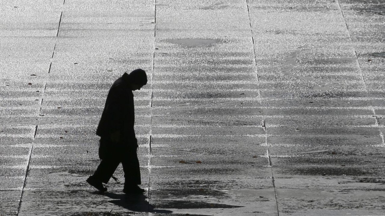 osamelosť samota muž psychológia ilu 1140px (SITA/AP)
